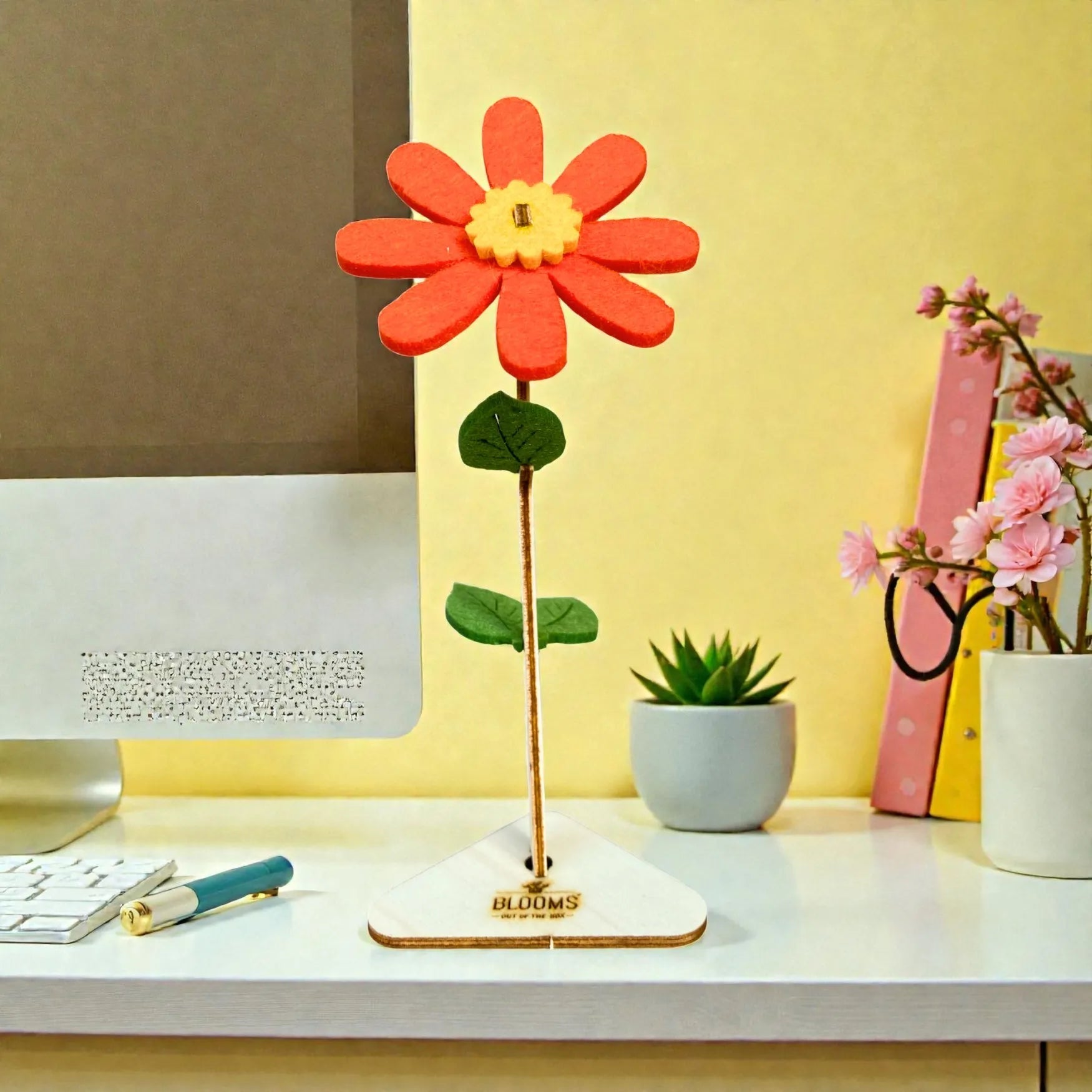 Happy Blooms - One & only - Blooms out of the Box