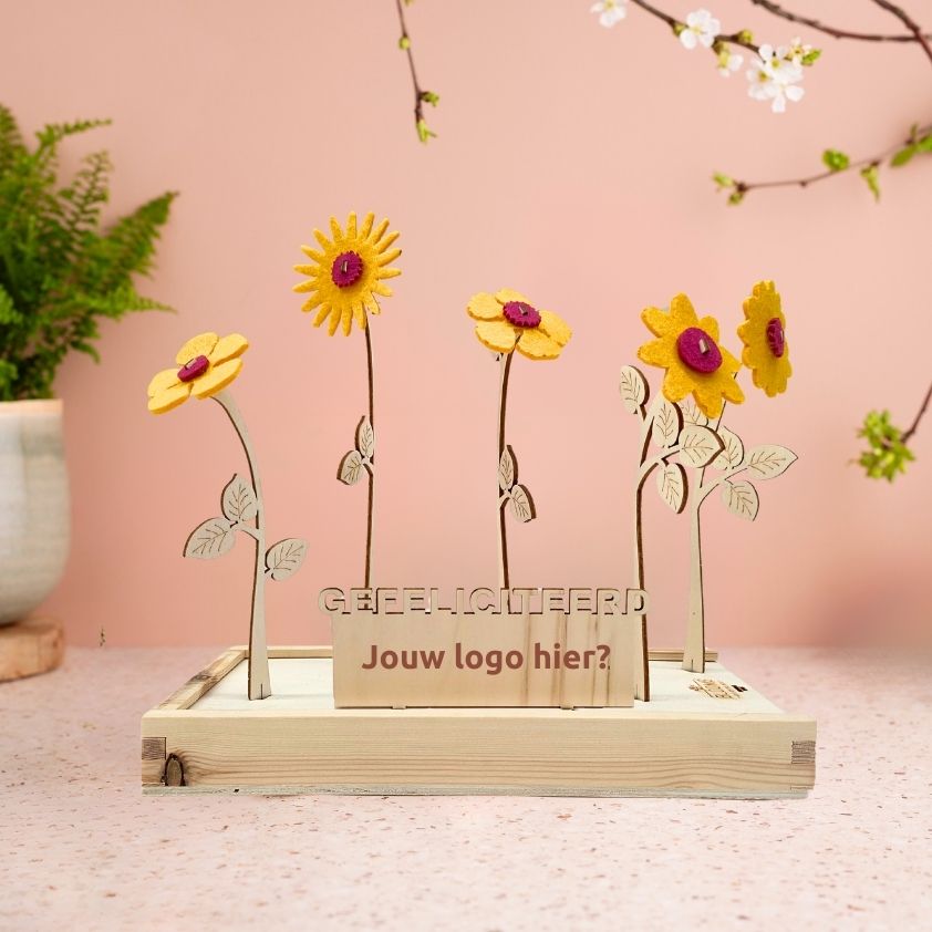 Happy Blooms 'Your logo' (vanaf 10) - Blooms out of the Box